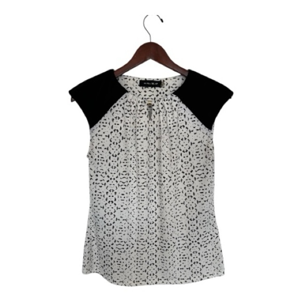 FREE with any purchase - Yvanka Trump Monochrome Patterned Blouse size small